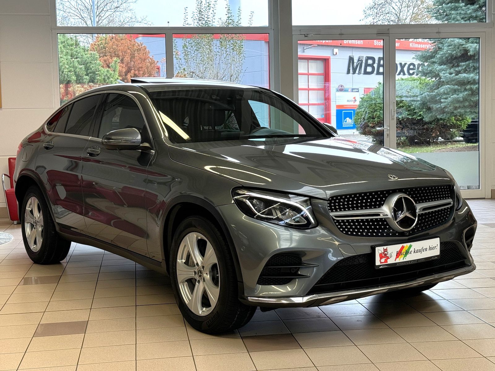Fahrzeugabbildung Mercedes-Benz GLC 250 Coupe AMG/LED/Distronic/S-Dach/Memo/360°