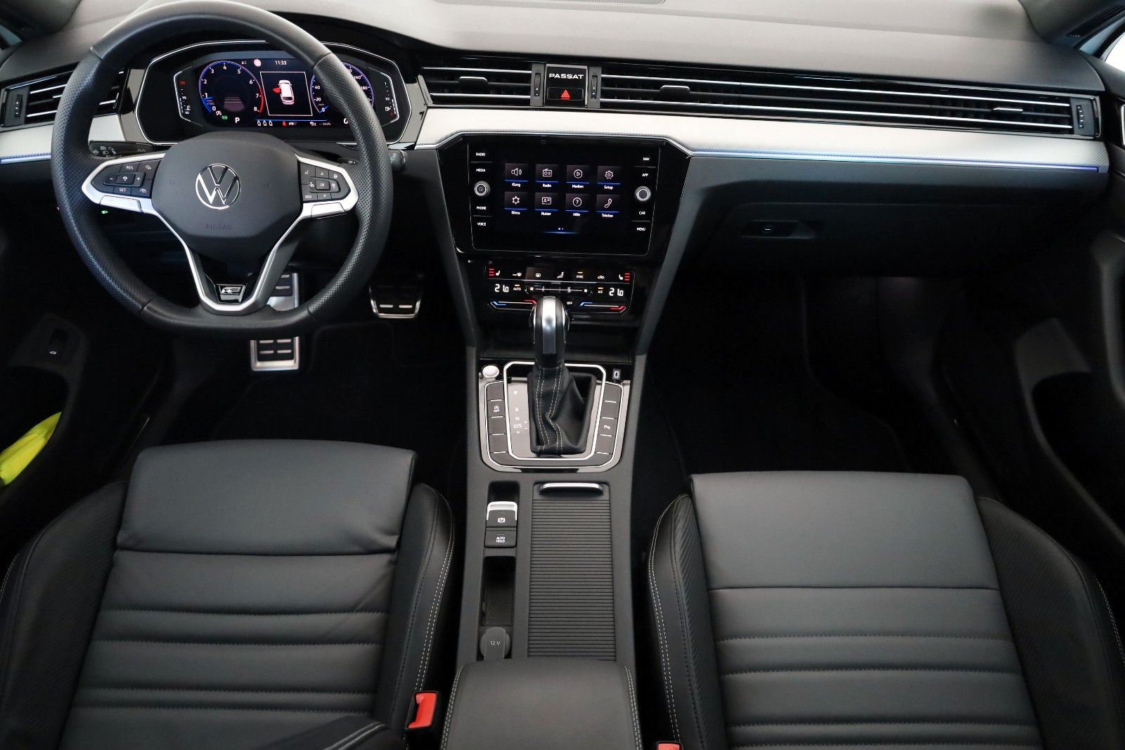 Fahrzeugabbildung Volkswagen Passat Variant R Line Leder,Navi,LED,ACC,CarPlay