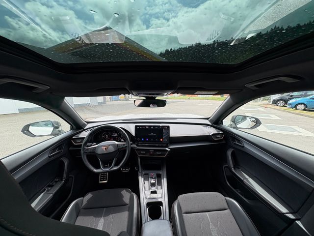 Formentor VZ 1.4l e-Hybrid *RFK/Navi/Ahk/Pano*