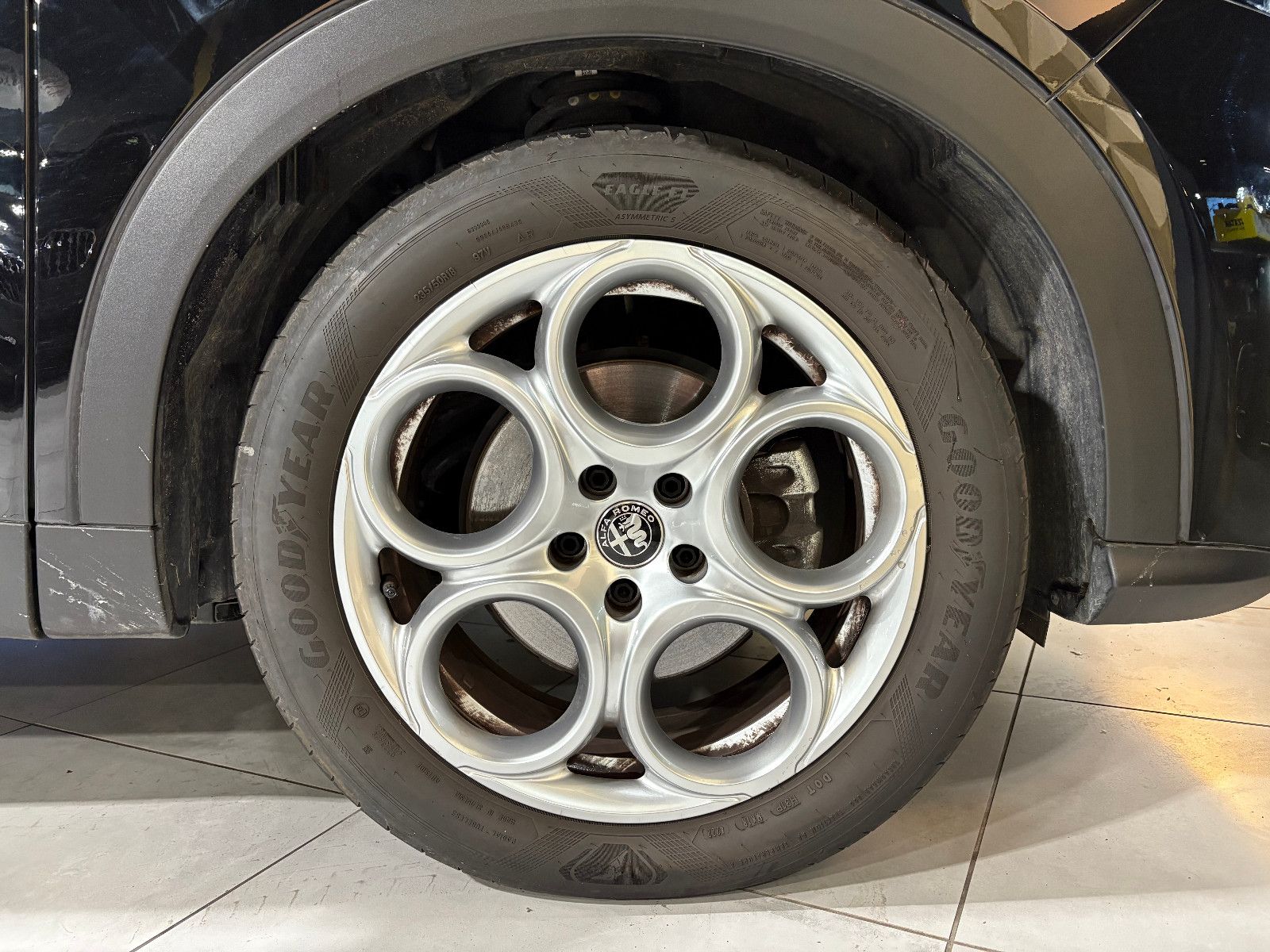 Fahrzeugabbildung Alfa Romeo Tonale Sprint/APPLE/NAVI/ACC/PDC/SPURHALTE/KLIMA