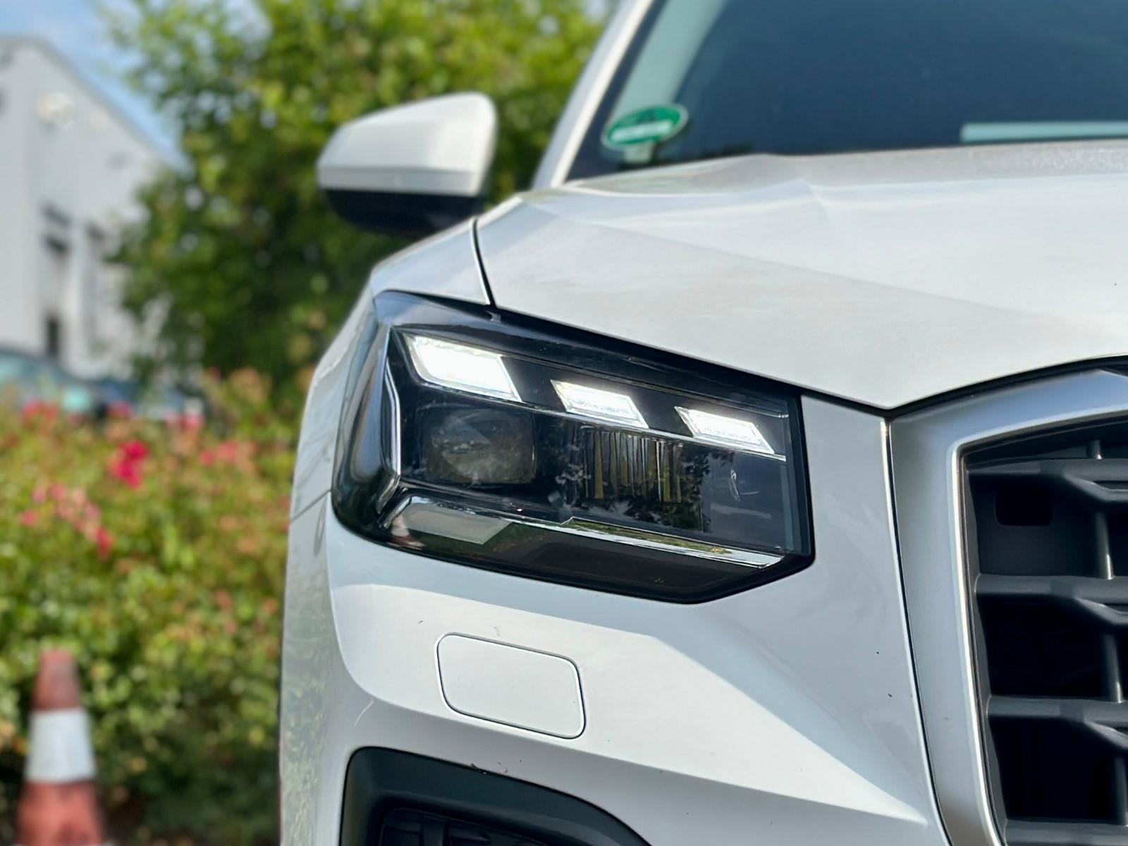 Audi Q2 30TFSI 6-GANG NAV+ MATRIX KAMERA APS+ ACC