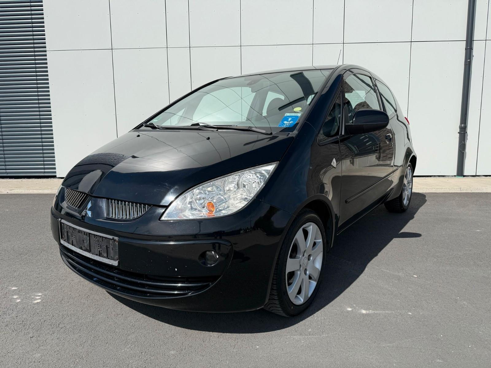 Mitsubishi Colt CZ3 Lim. 3-trg. 1.3 Motion TÜV Reifen NEU
