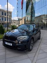 BMW X6 xDrive50i - - BMW X6: 50i