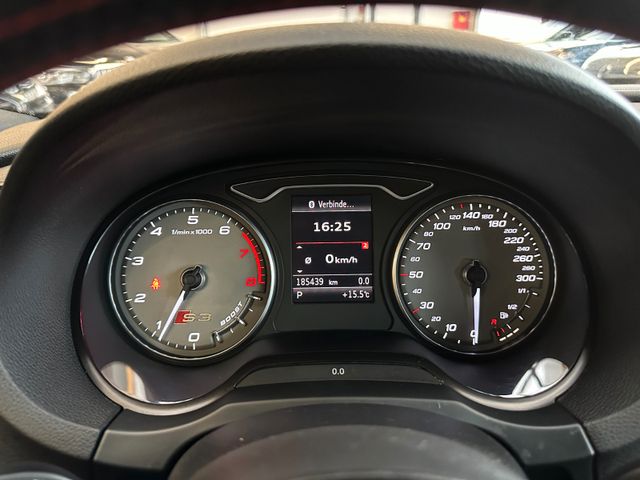 MYAUTOCENTER – Gebraucht- und Jahreswagen mit Werkstattservice in Pfaffenhofen Audi S3 *KEYLESS*ADP.FAHRWERK*2-ZONEN*TEMPO*StHZ*NAVI