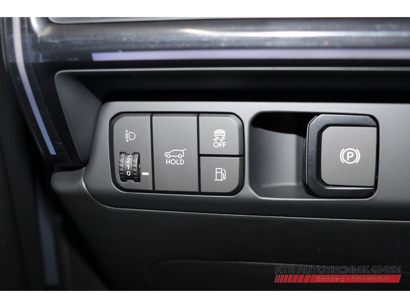 Fahrzeugabbildung Hyundai SANTA FE Blackline MY26 1.6 T-GDi PHEV 4WD HUD N