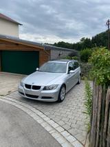 BMW 320i touring-6 Gang-Schaltgetriebe-Panoramadach - BMW 3er Reihe aus 2007: Kombi