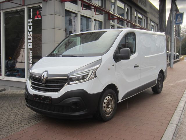 Renault Trafic Kastenwagen L1H1 2.0dCi 145 Energy/AHK/PD