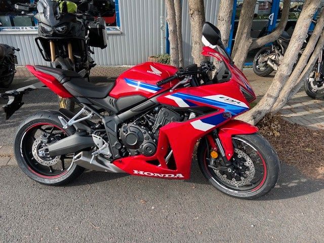 Honda CBR650R  FÜHRERSCHEINZUSCHUß möglich