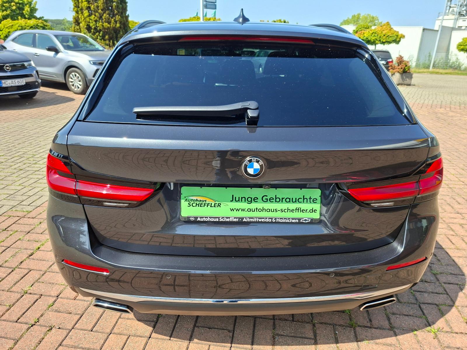BMW Tour 530d xDrive LuxuryLine+HEAD-UP+STANDHZG+WR