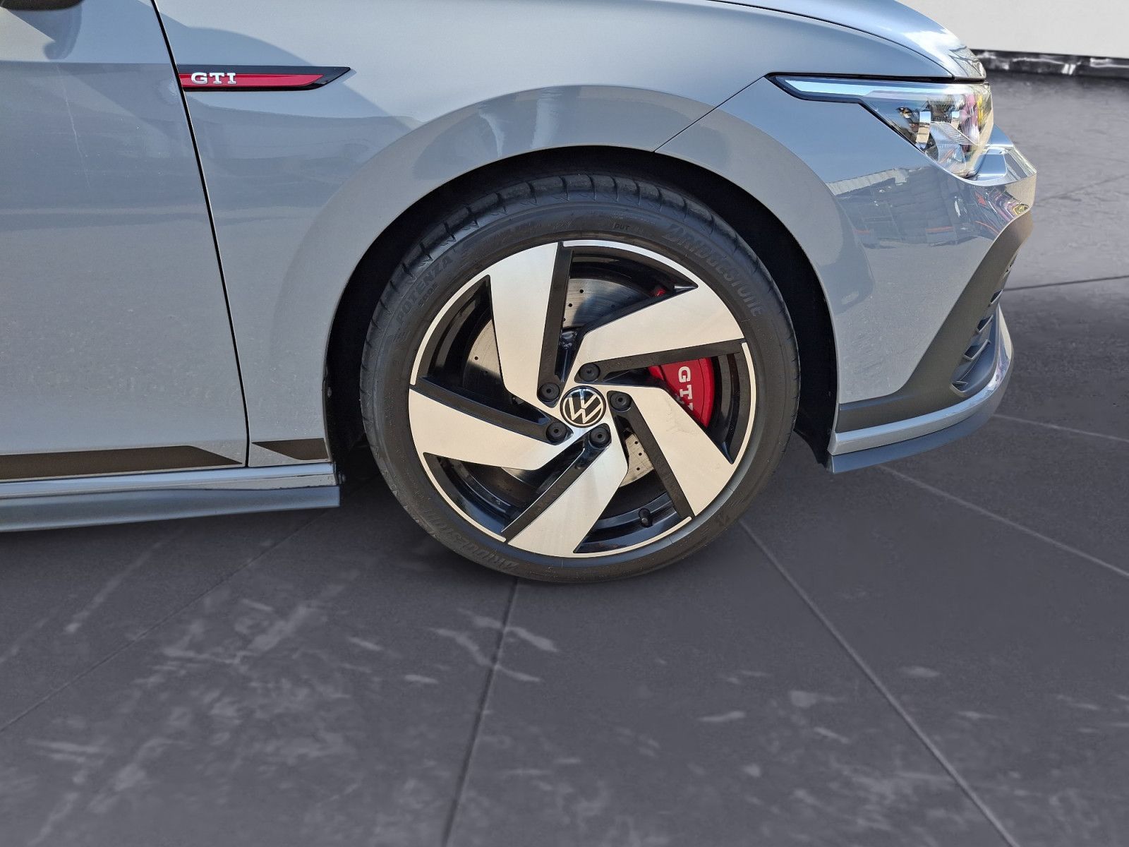 Volkswagen Golf - Bild 12