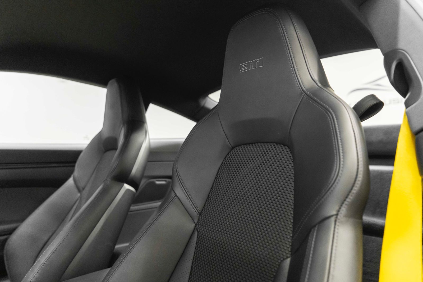 Fahrzeugabbildung Porsche 911 Carrera T SPORT-CHRONO KAM SAGA PDC BOSE