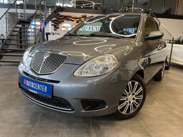 Lancia Ypsilon 1.4 8V Oro *KLIMAAUT.*2.HD*TÜV 062027*