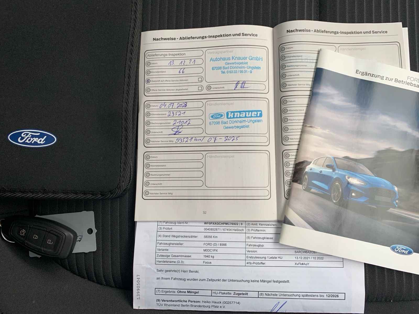Fahrzeugabbildung Ford Focus Turnier 1.0 EcoBoost Hybrid Titanium X S/S
