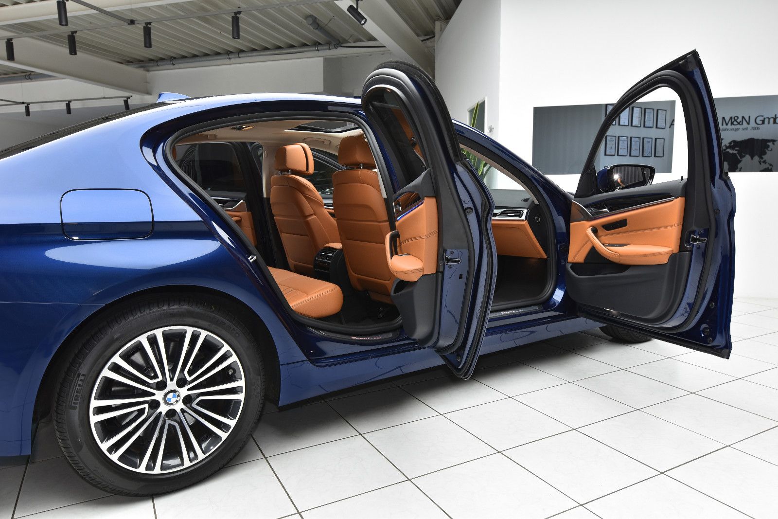 BMW 530D 3.0 265ch SPORT LINE - HUD - CUIR - TOIT PANORAMIQUE - CHAUFFAGE AUXILIAIRE