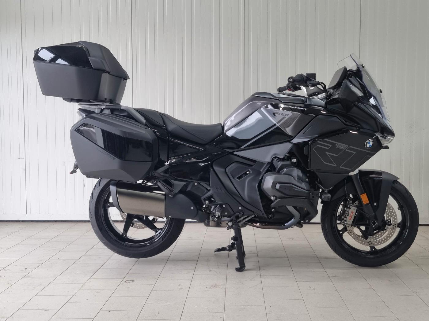BMW R 1300 RT Triple Black