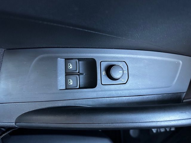 Fabia Essence PDC;CARPLAY;FSE;LED