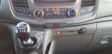 Fahrzeugabbildung Ford Transit Custom Kombi 340 L1 Trend