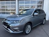 Mitsubishi Plug-in Hybrid Outlander PLUS Fahrassistenz-Pak. - Mitsubishi Plug-in Hybrid Outlander aus 2020