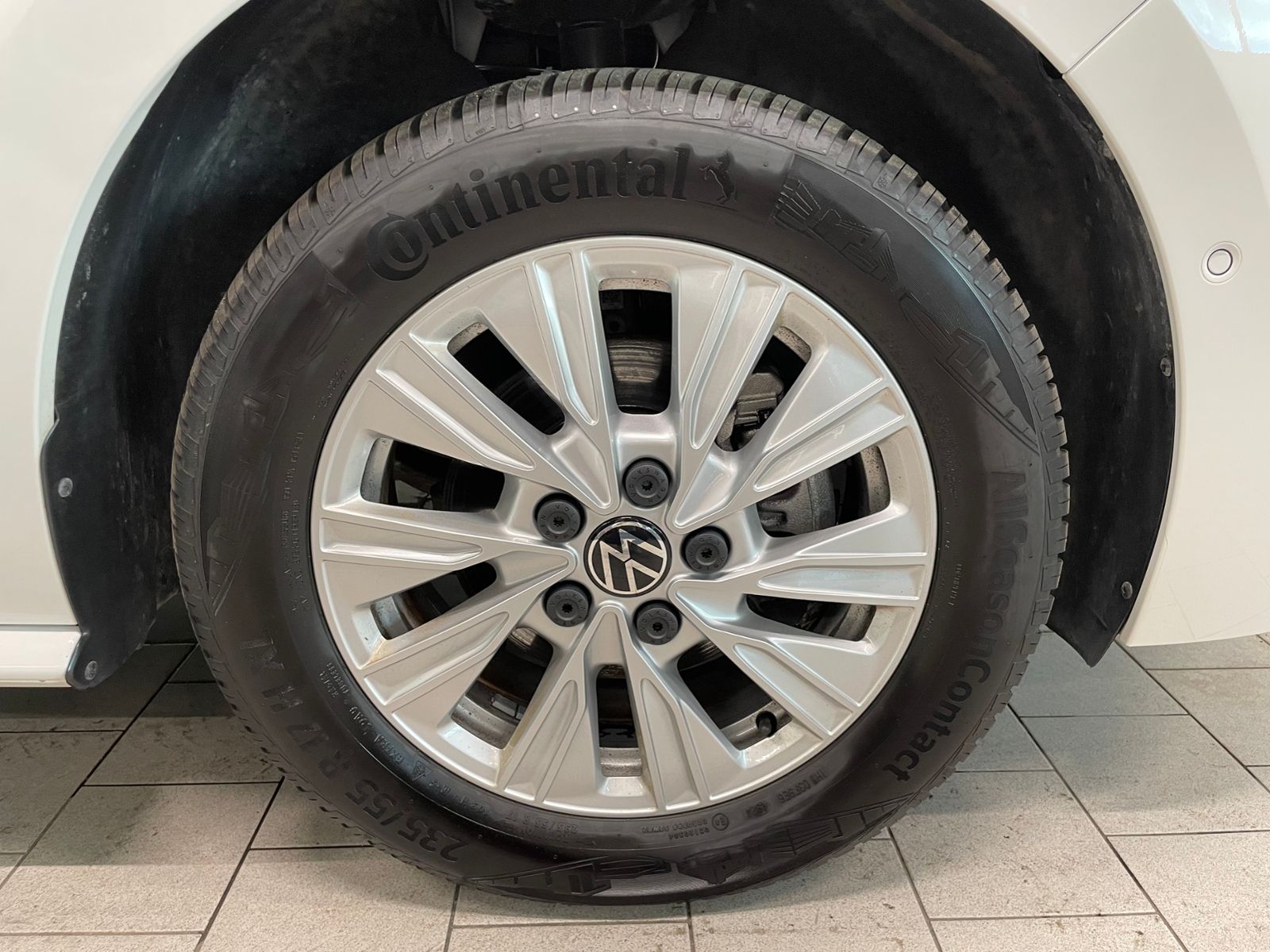 T7 Multivan 2.0 TDI DSG SHZ RFK TEMPOMAT PDC