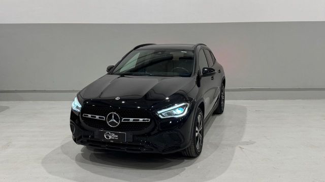 Mercedes-Benz GLA-H247 2020 - GLA 180 d Sport Pl