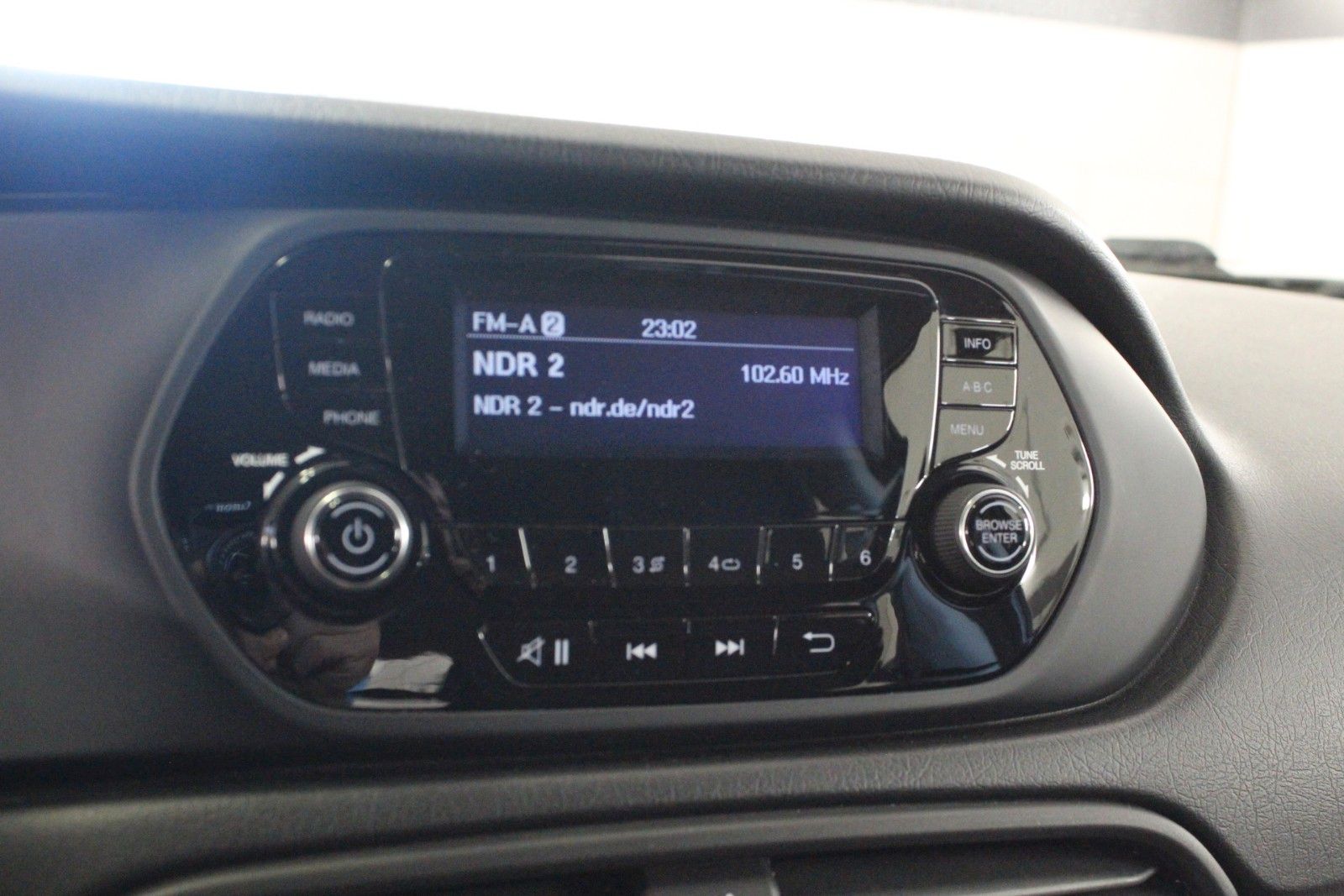 Fahrzeugabbildung Fiat Tipo 1,4 16V Kombi POP *Sitzheizung*
