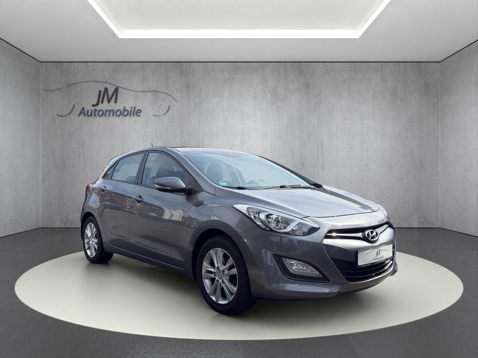 Hyundai i30 FIFA World Cup Edition Kamera Navi Klima