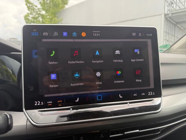 Golf Variant 8 VIII Style 1,5 l eTSI DSG AHK Pan