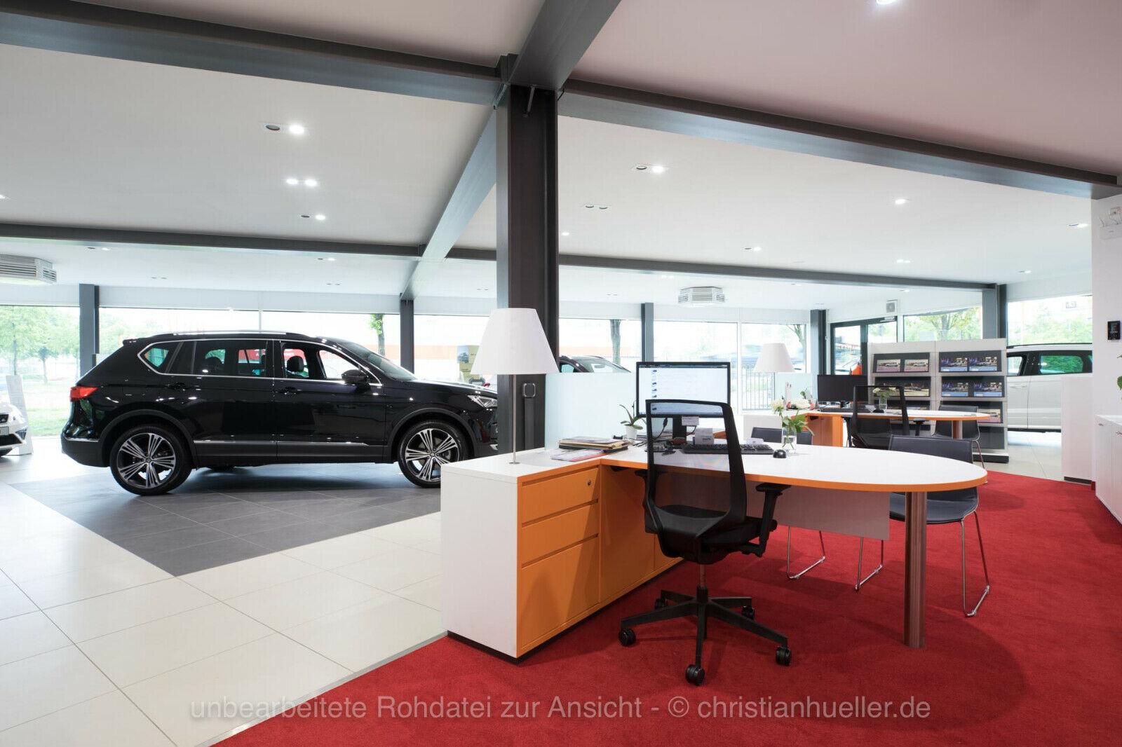 showroom-image-bottom