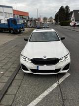 BMW 330i M Sport Automatic M Sport - BMW 330 in Düsseldorf