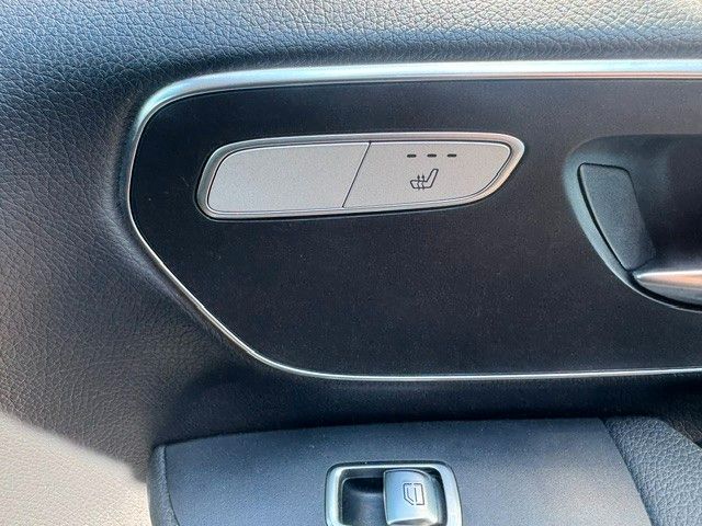 Fahrzeugabbildung Mercedes-Benz V 220 Edition LANG AHK NEU LED NAVI SHZ