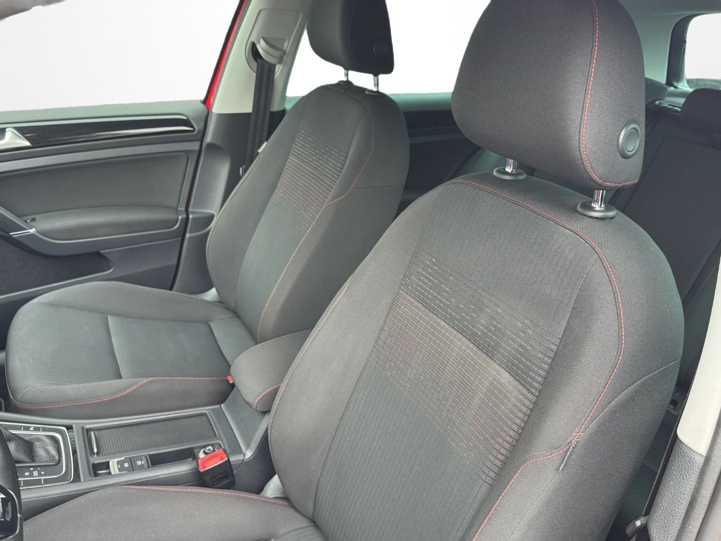Golf VII 1.4 TSI DSG "SOUND" *NAVI*STDHZG*KEYL*