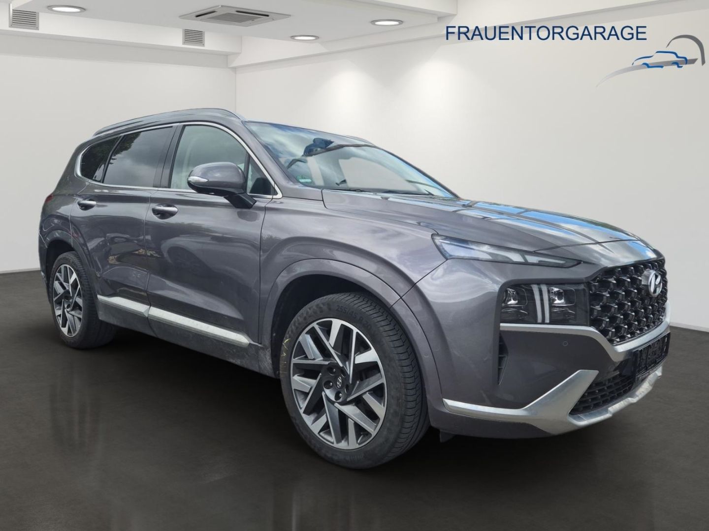 Fahrzeugabbildung Hyundai SANTA FE Signature 4WD, AHK, HUD Niveau Navi Led