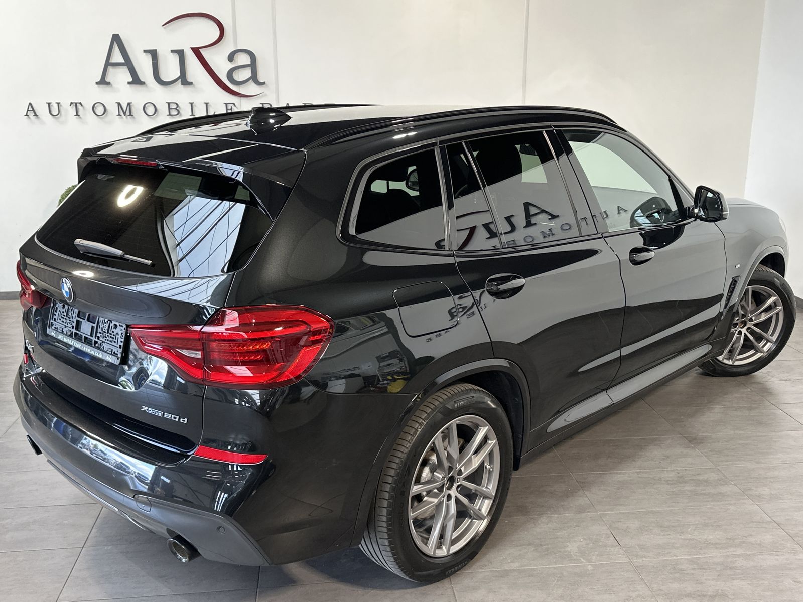 Fahrzeugabbildung BMW X3 xDrive20d M-Sport NAV+LED+HEAD-UP+KEYLESS+DAB