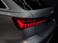 AUDI RS6 4.0 TFSI*PANO*B&O*HEADUP*AHK*STANDHEIZUNG*