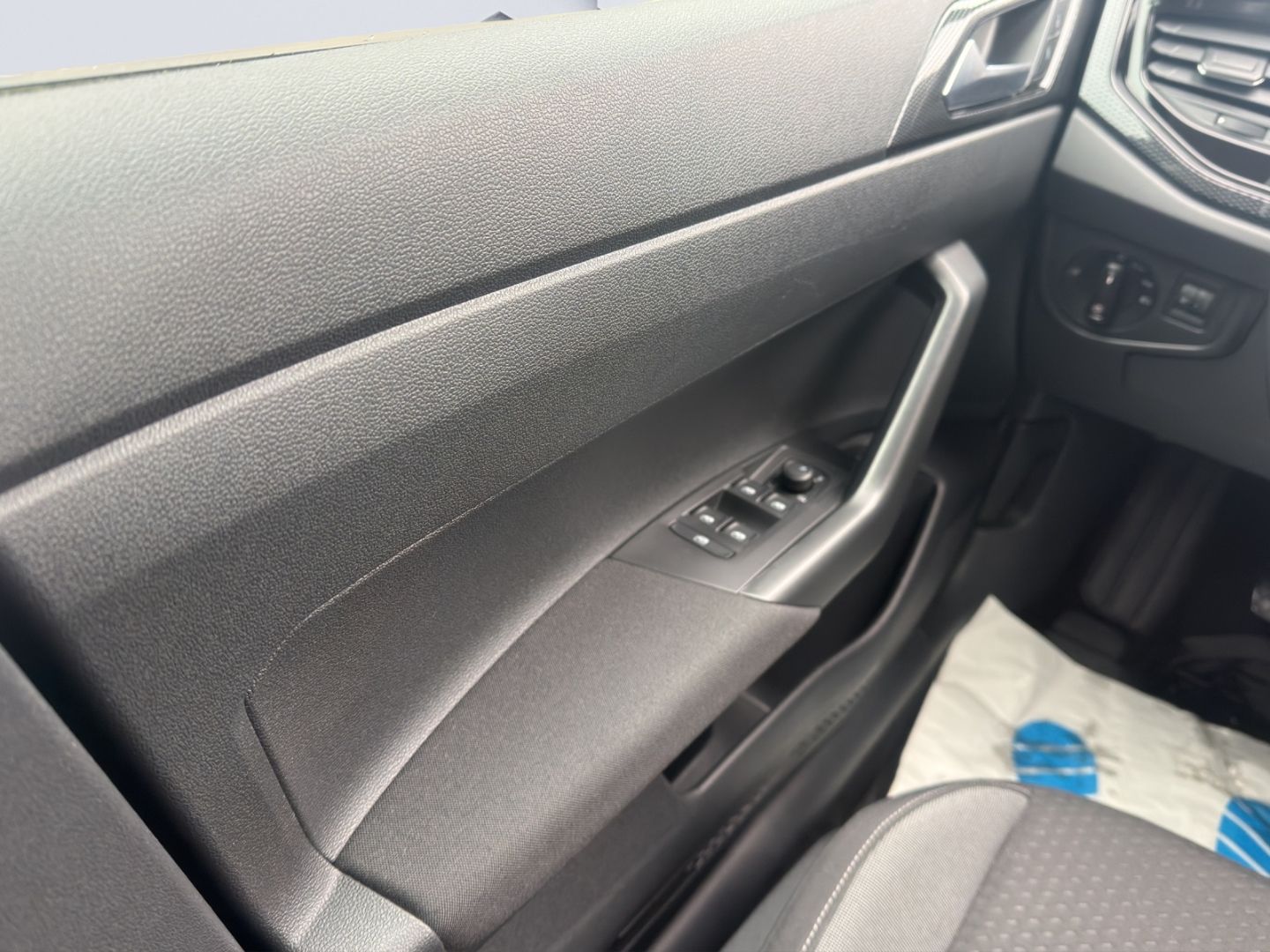 Taigo Life 1.0 TSI 70kW LED GJR PDC Rückfahrkame