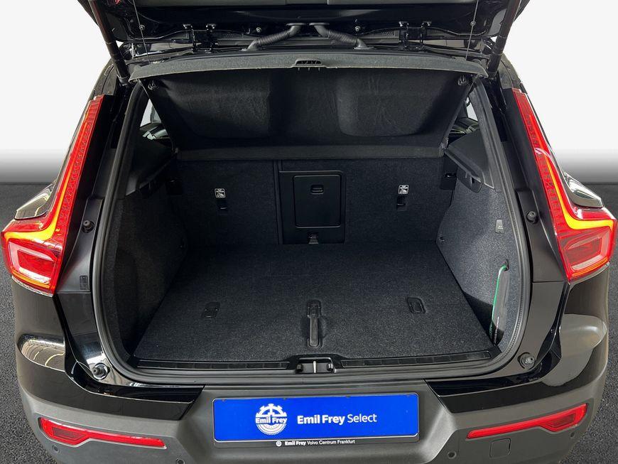 Volvo XC40 B3 Plus-Dark DKG Pano Pixel-LED AHK Pilot B