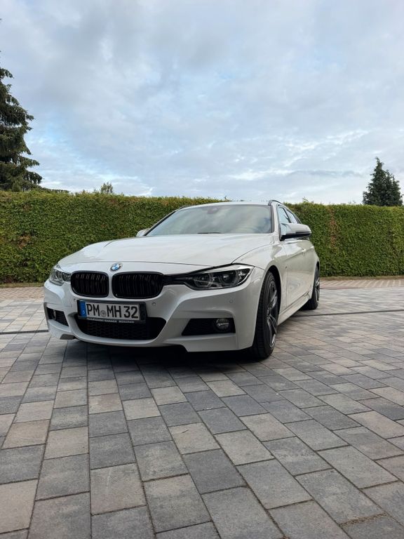 Image of BMW 320