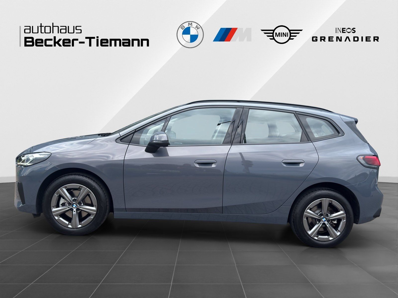 BMW 220i Active Tourer AHK adap. LED Kamera foto 4