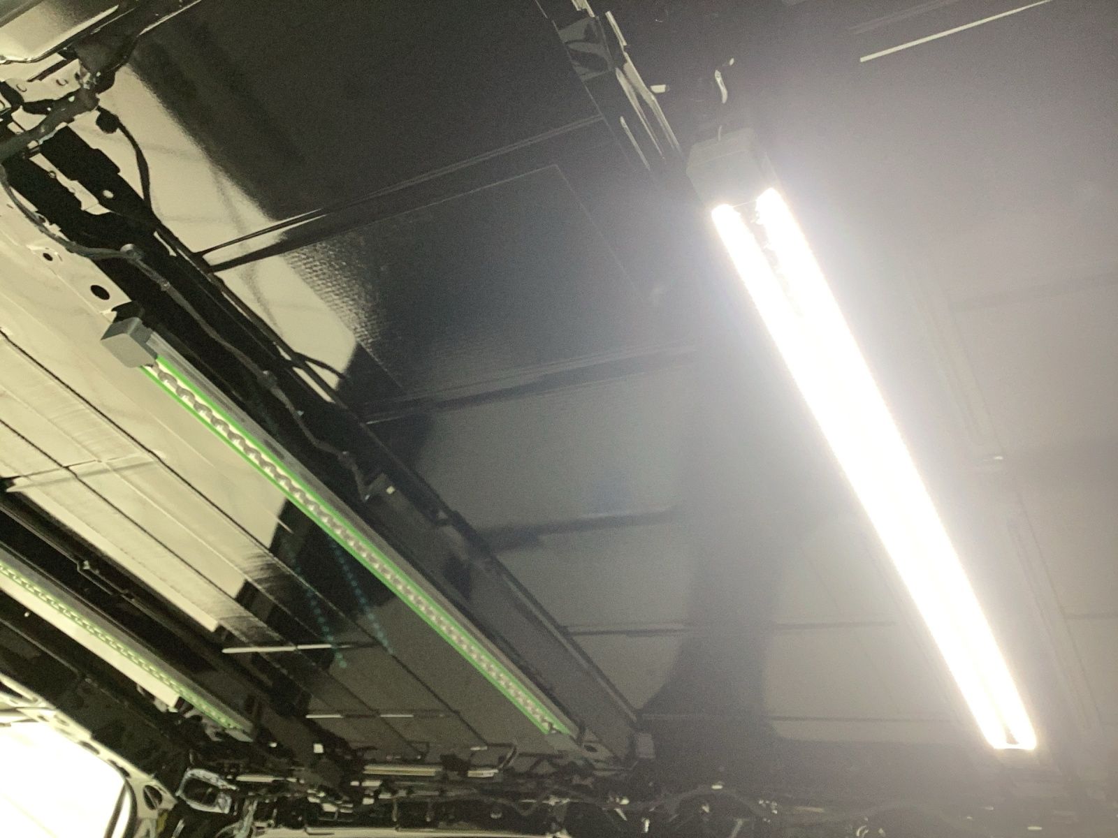 Fahrzeugabbildung Volkswagen T7 Transporter Kasten TDI 81 kW KR PDK LANE ASSI