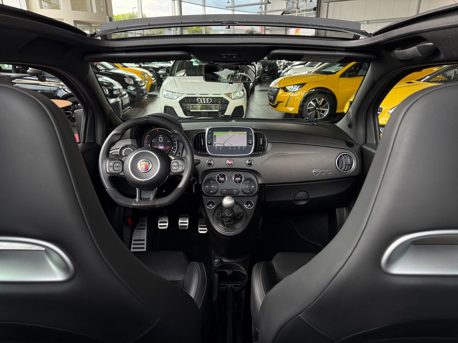 Fahrzeugabbildung Abarth 595C Competizione XENON NAVI ALU