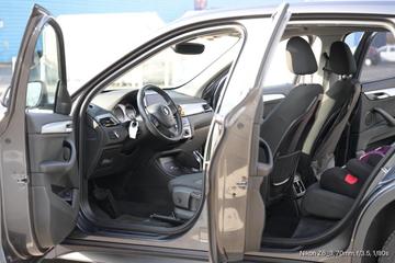 2020 BMW IX1 — миниатюра 12
