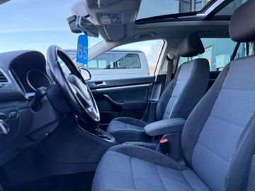 Volkswagen Golf - 9