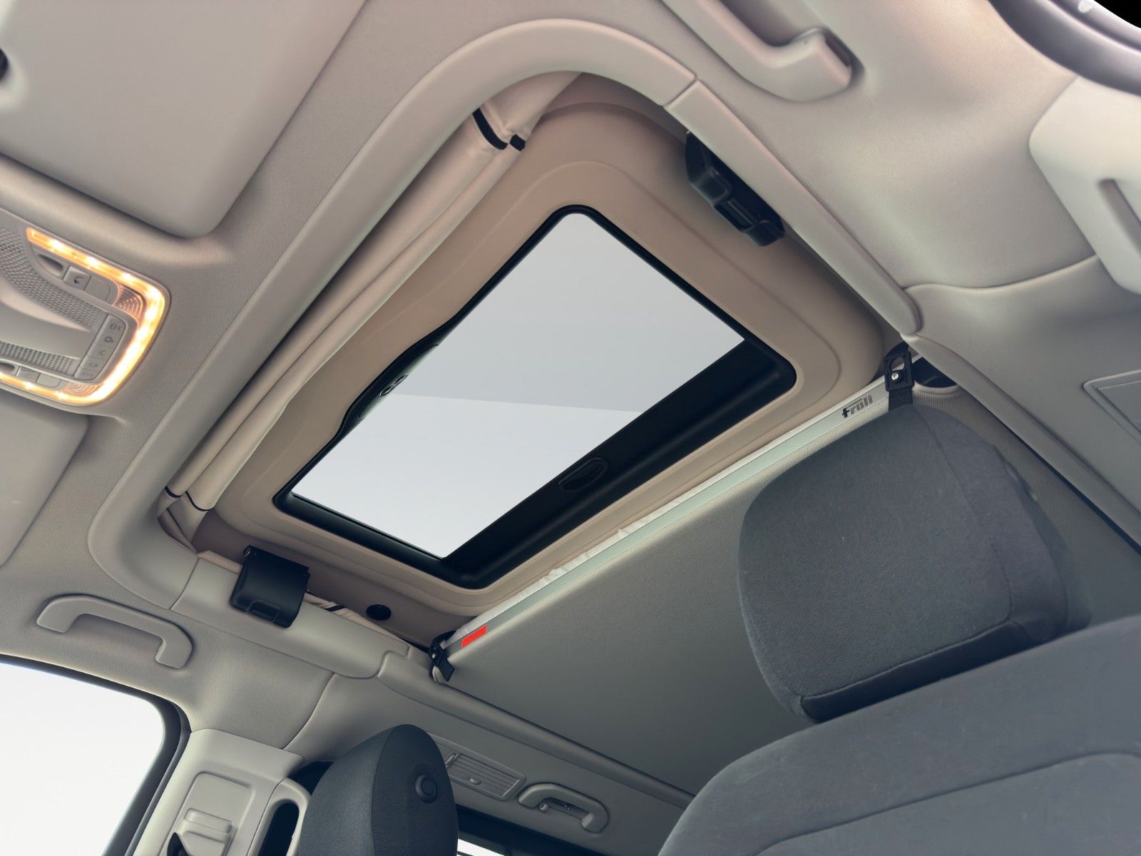 Fahrzeugabbildung Mercedes-Benz V300D 4M MARCO POLO EDITION 360° LUFT AHK STANDH