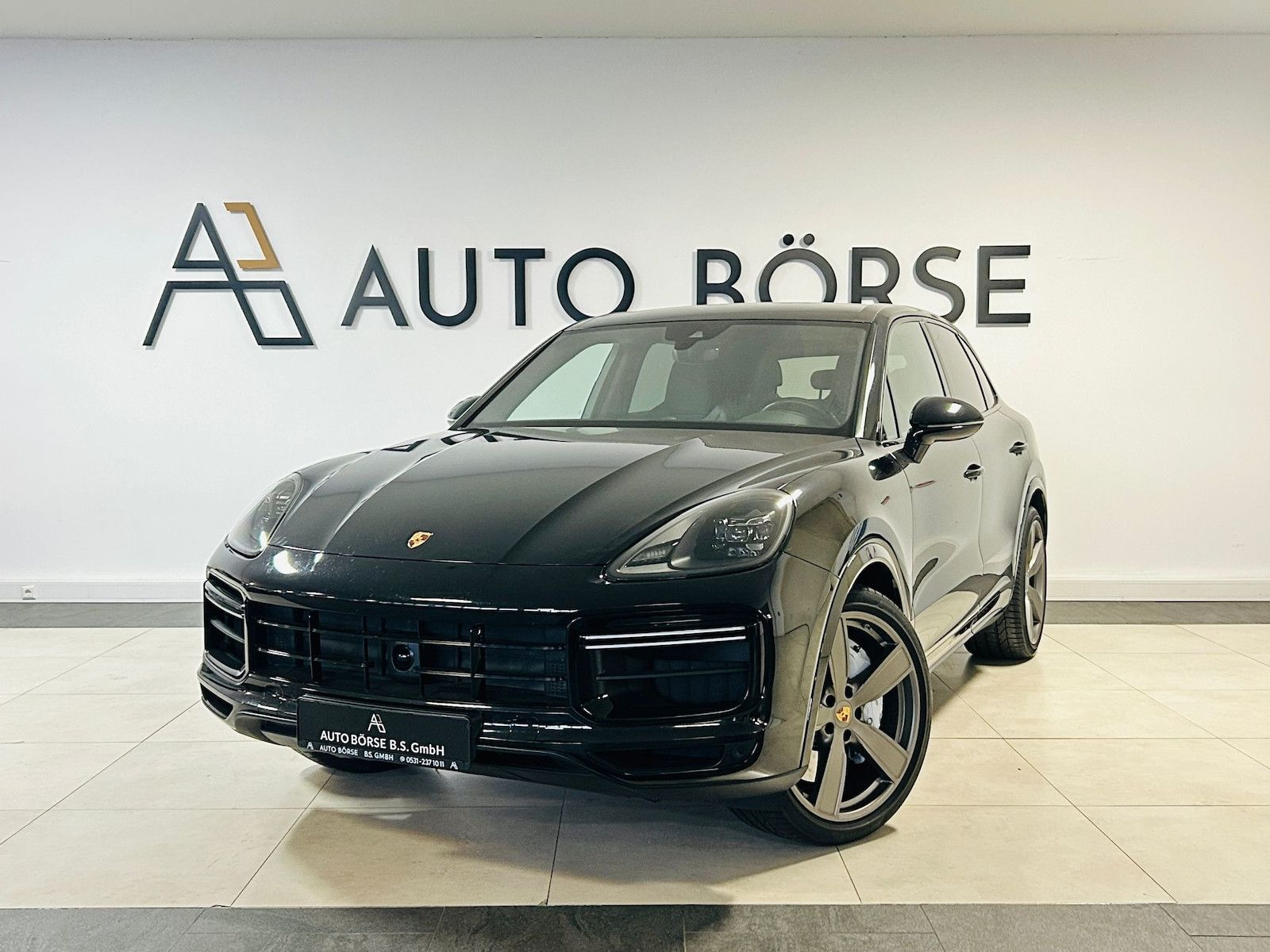 PORSCHE Cayenne Turbo*LUFT*GTS-SITZE*BOSE*MEMORY*AHK*LED