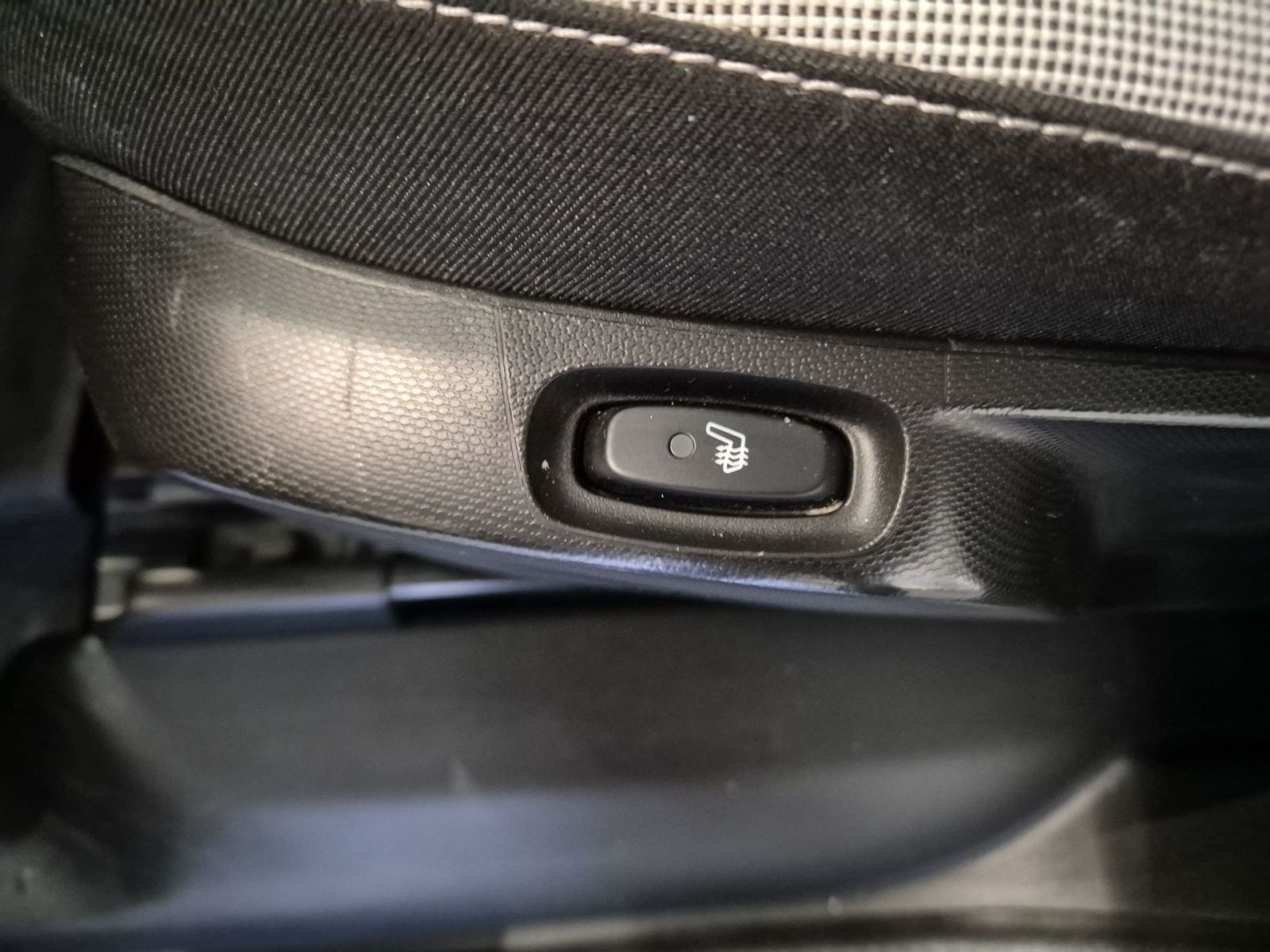 Fahrzeugabbildung Renault Twingo Limited 1.0 SCE 65