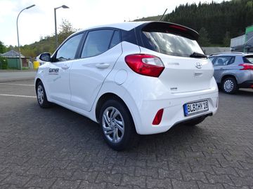 Fotografie 2 des Hyundai i10 1.0 Select*SHZ*PDC*LeHZ Klima Einparkhilfe