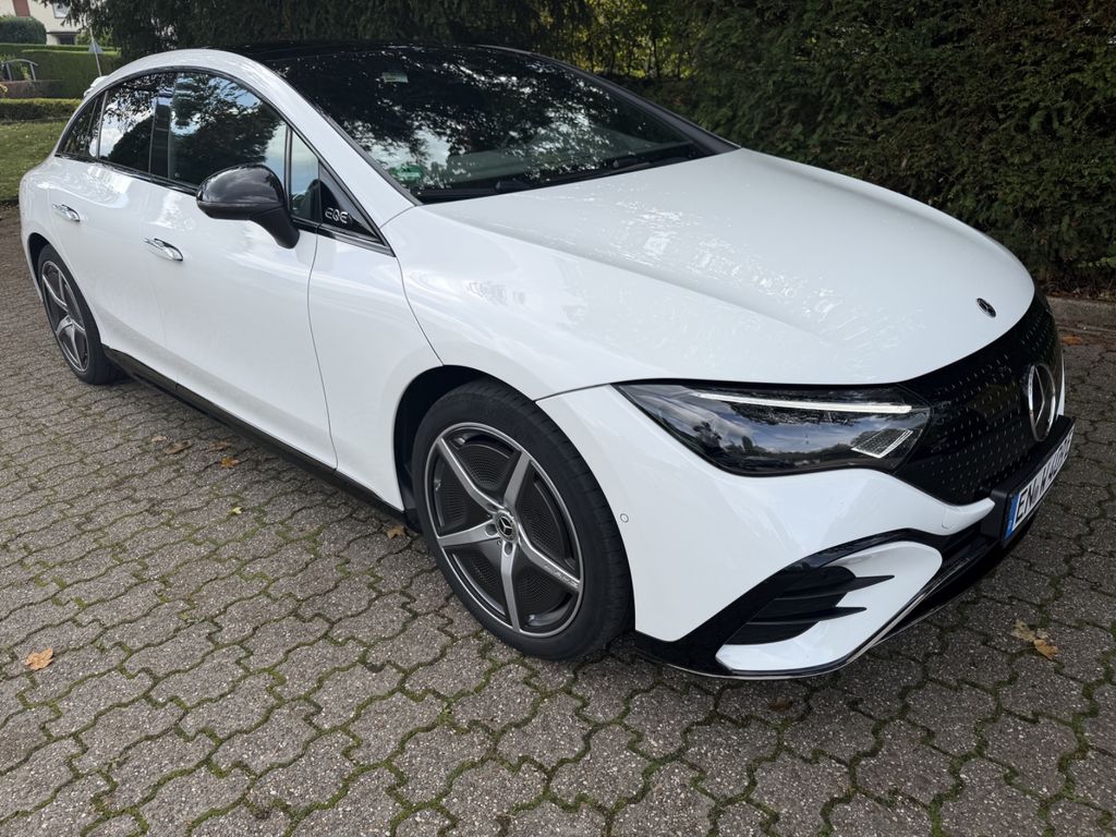 Image of Mercedes-Benz EQE
