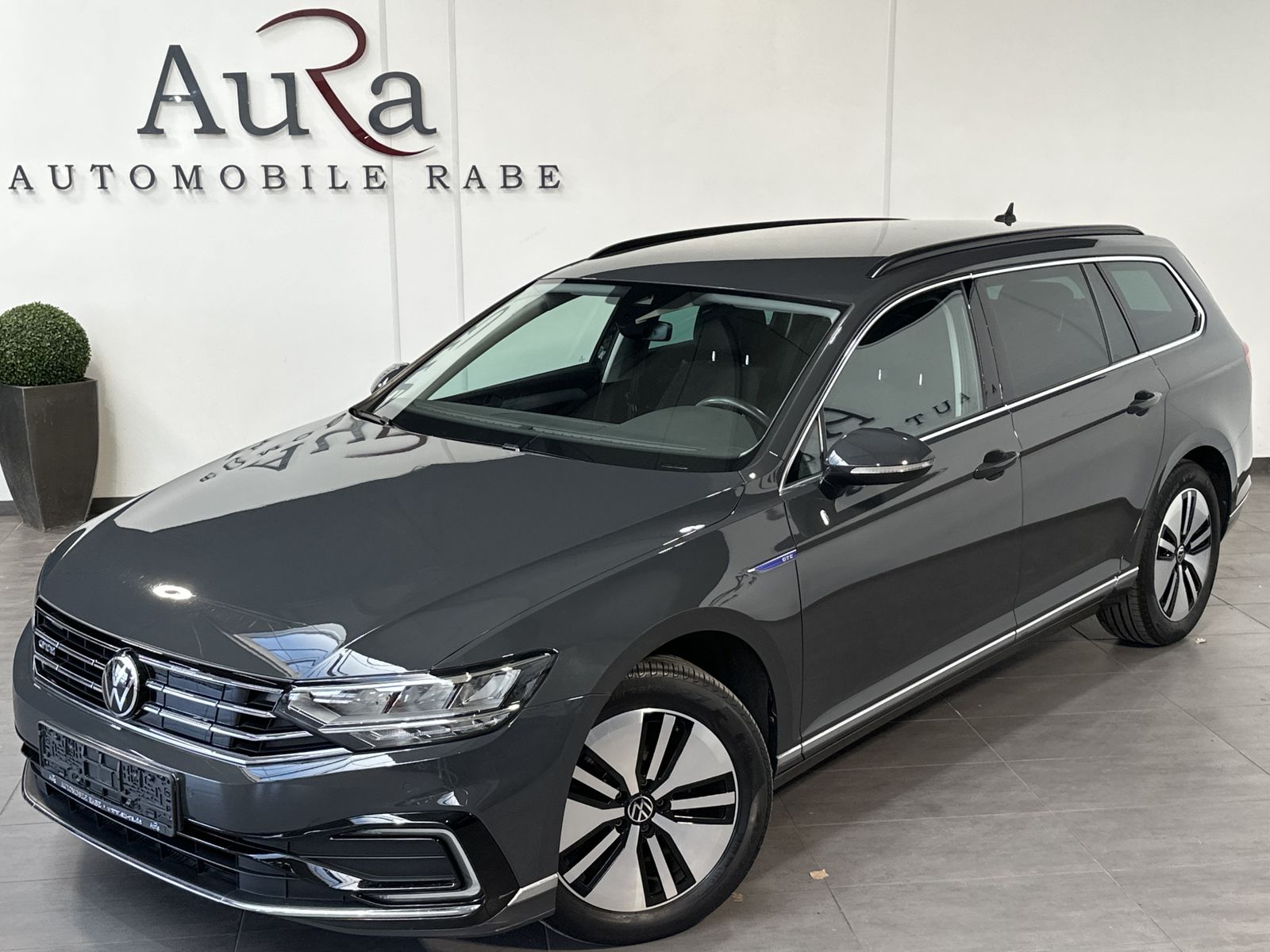 Fahrzeugabbildung Volkswagen Passat GTE 1.4 TSI DSG Hybrid NAV+LED+KAMERA+PP