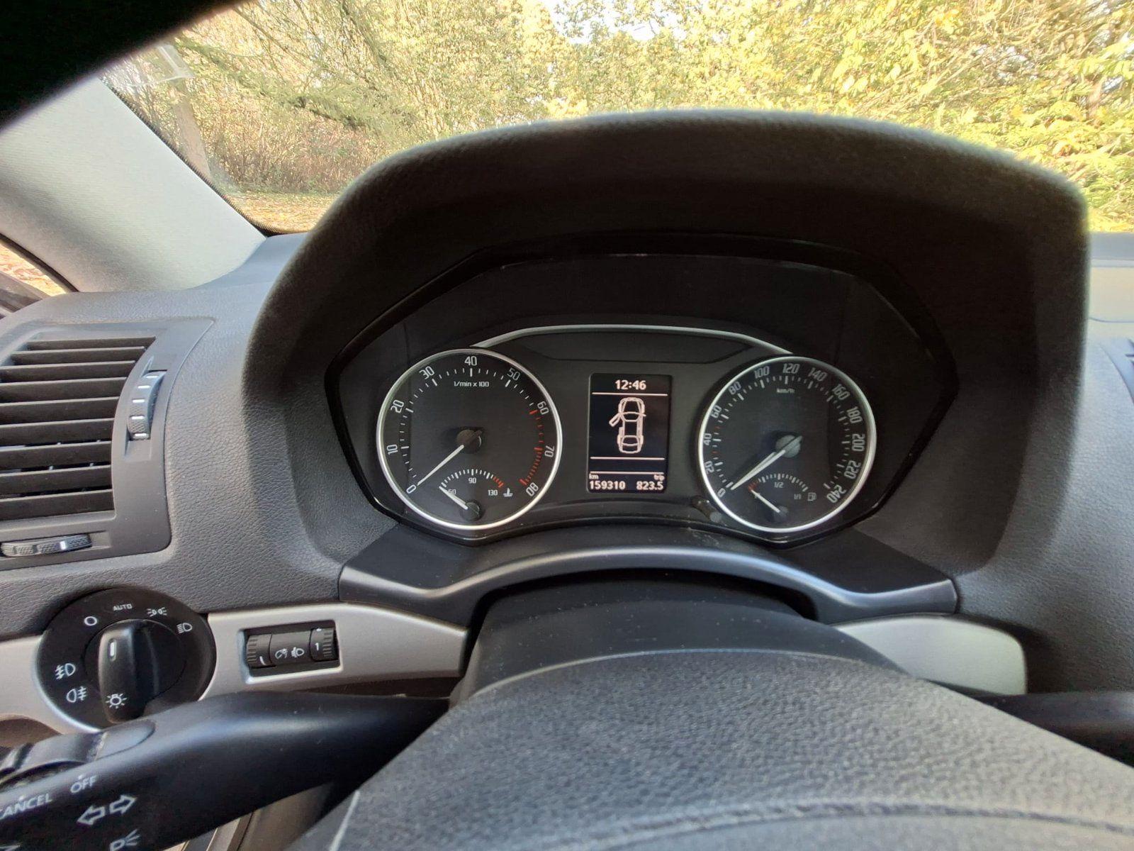 Skoda Octavia 2012 — photo 7
