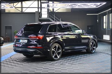 Audi Q7 - 7